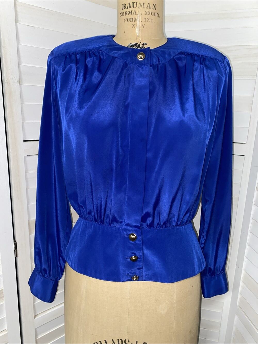 80s Chaus Secretary Top Women’s Sz 8P Blue Polyester Blouson Sleeves Lightweight